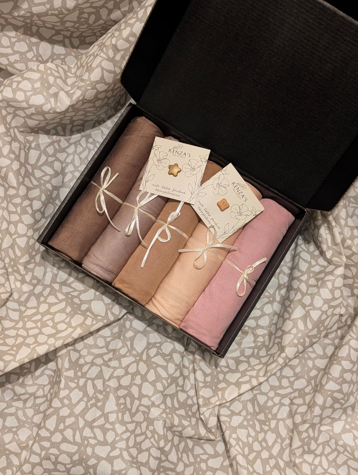 Jersey Hijab Gift Box- Gilded Earth Collection- Set of 5 + Free Hijab Magnets